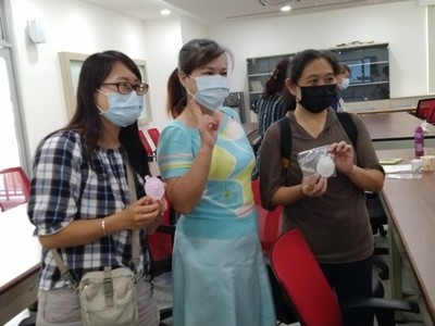 學員與校長合影
